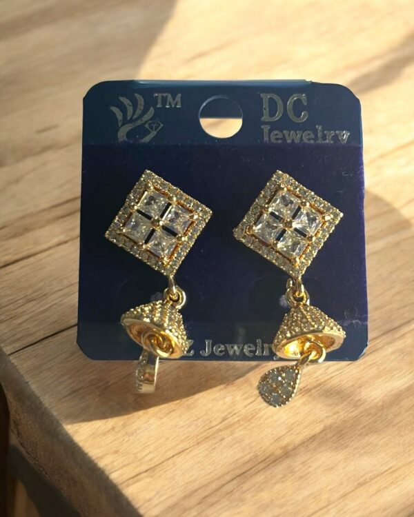 AD-Earring